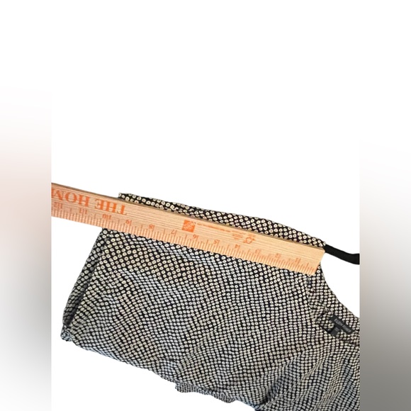 Eileen Fisher cotton top, size small with a hidden pleat at the back. - Picture 9 of 12